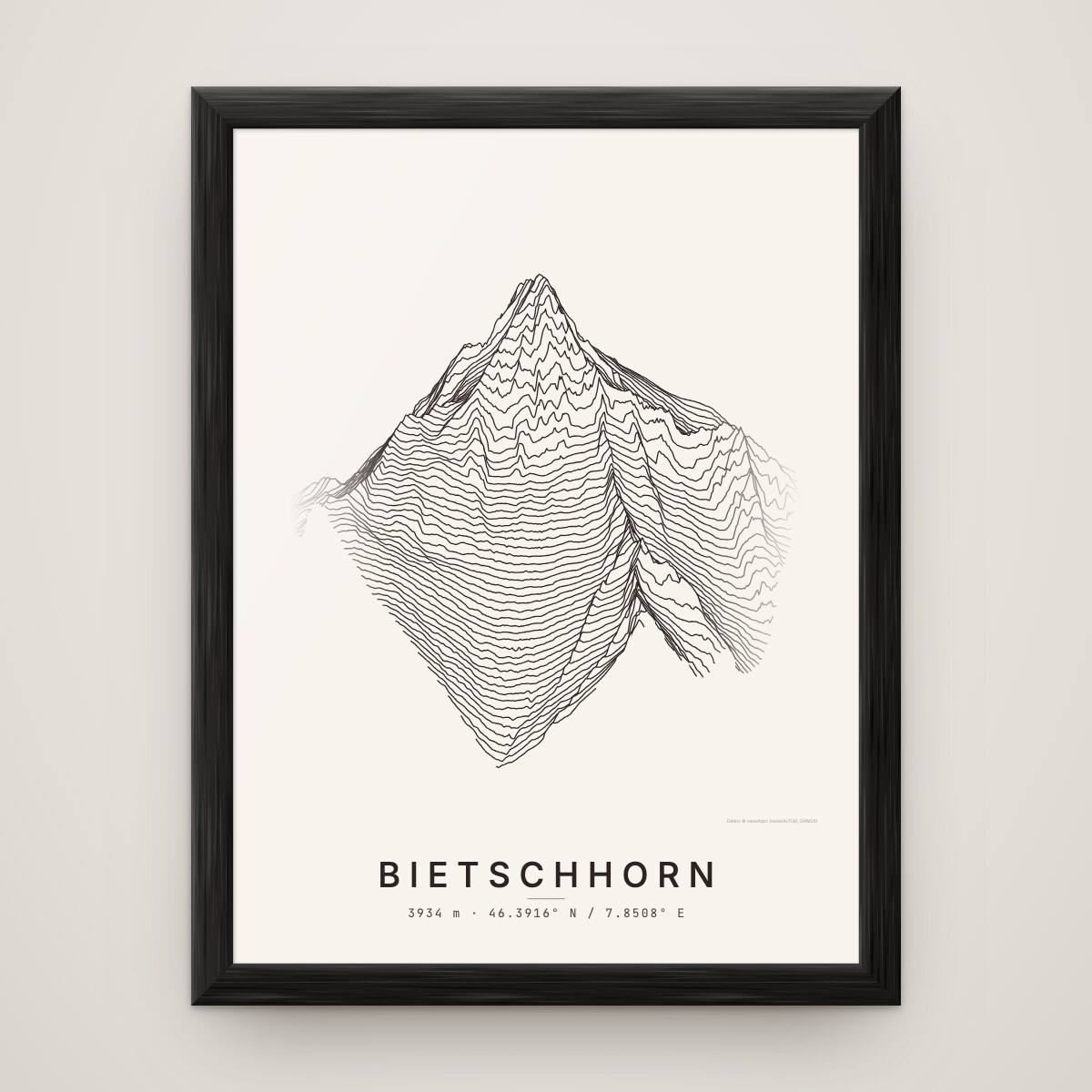 Bietschhorn Poster im Rahmen Schwarz an der Wand