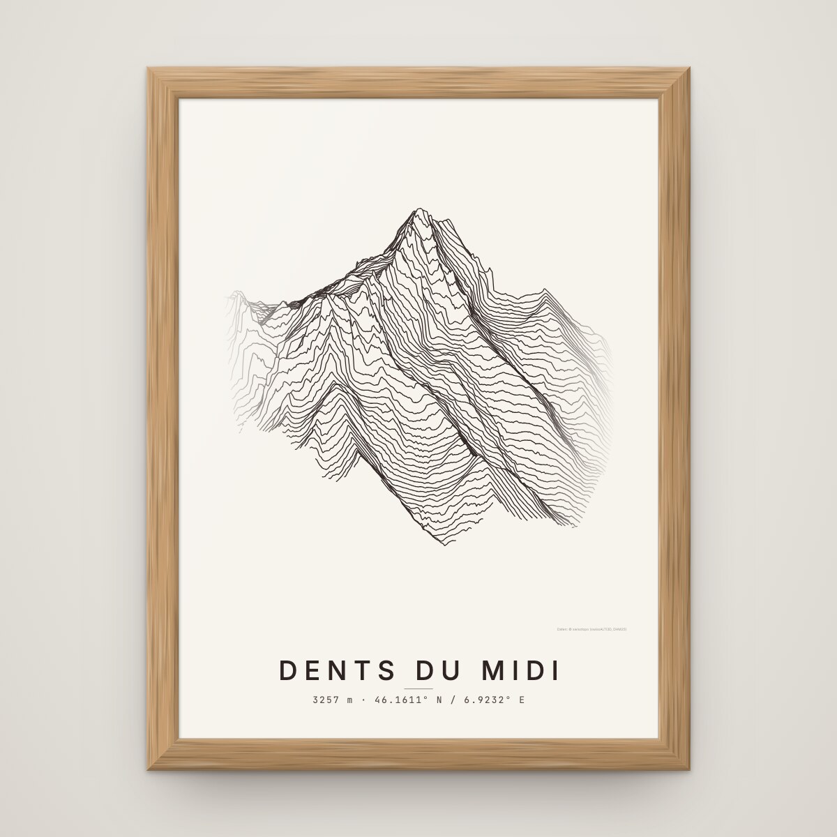Dents du Midi Poster im Rahmen Eiche an der Wand