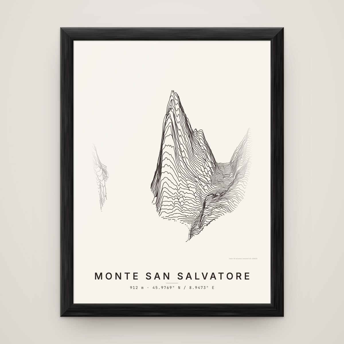 Monte San Salvatore Poster im Rahmen Schwarz an der Wand
