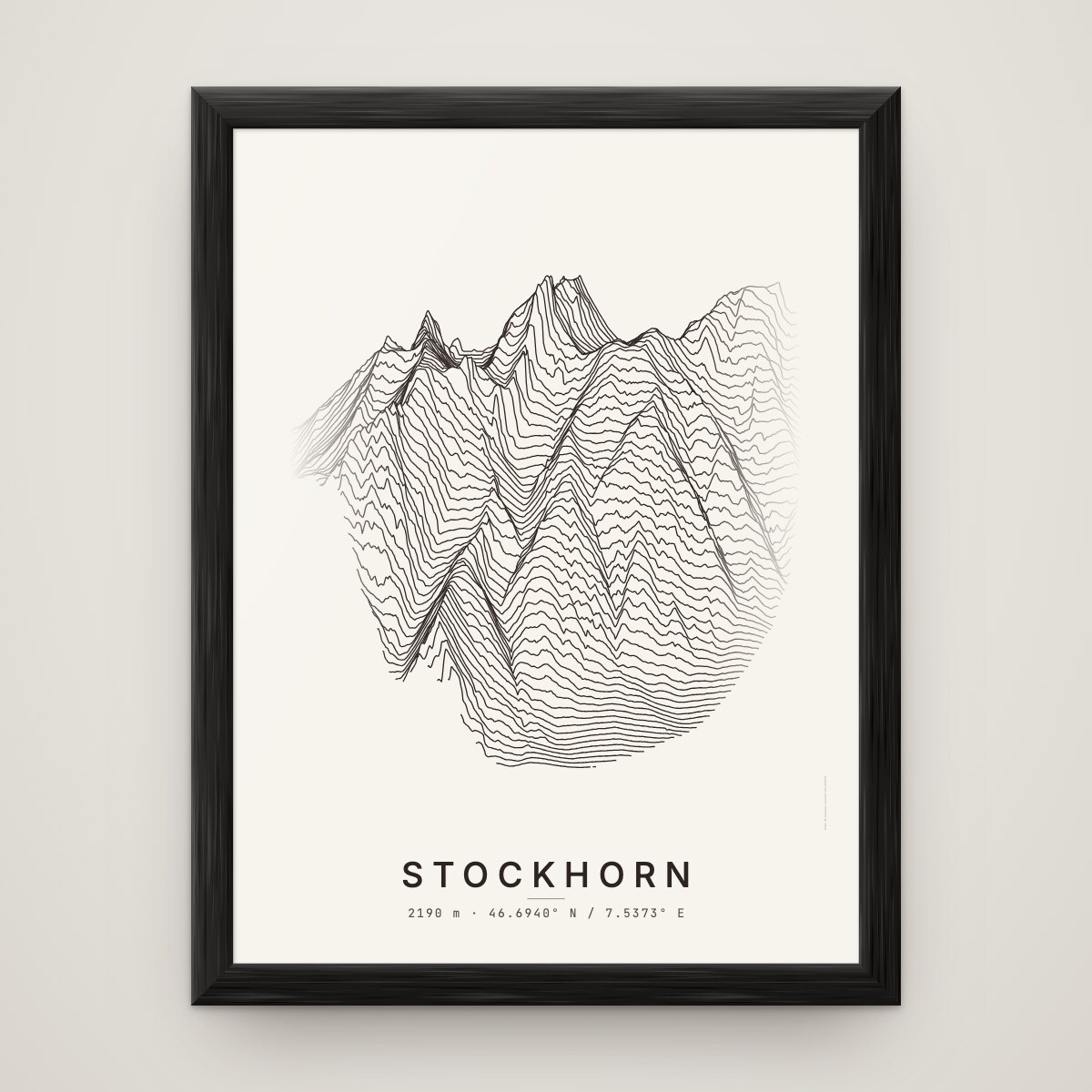Stockhorn Poster im Rahmen Schwarz an der Wand
