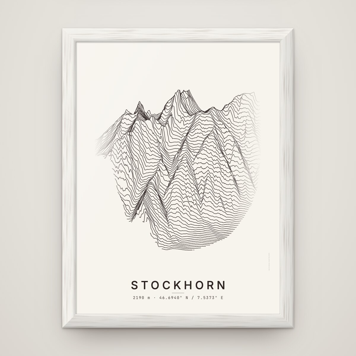 Stockhorn Poster im Rahmen Weiss an der Wand