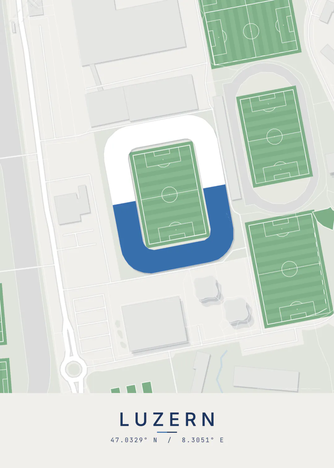 Stadion-Poster Allmend im Stil Matchday: Spielfeld mit Linien, Tribünen in Blau-Weiss, Titel „Luzern“